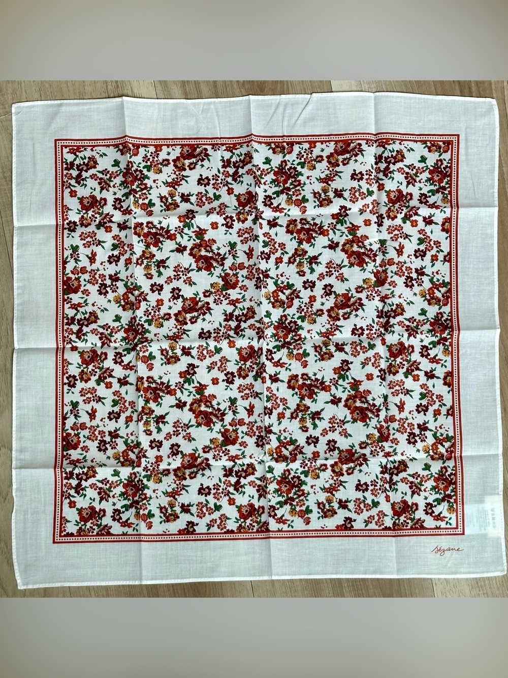 Sézane Le Foulard Floral Cotton Accent Scarf - White and Red